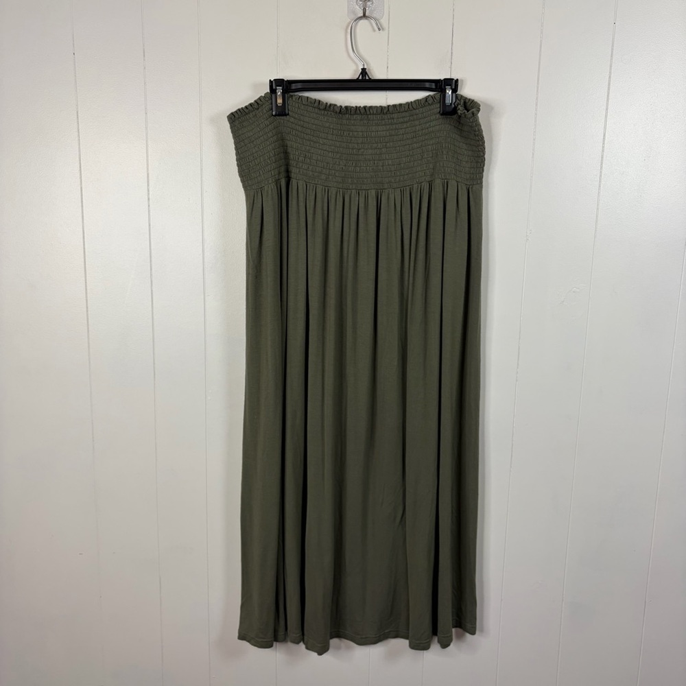 Gap Smocked Green Maxi Skirt Stretch Soft Modal Women’s size 18 summer beach